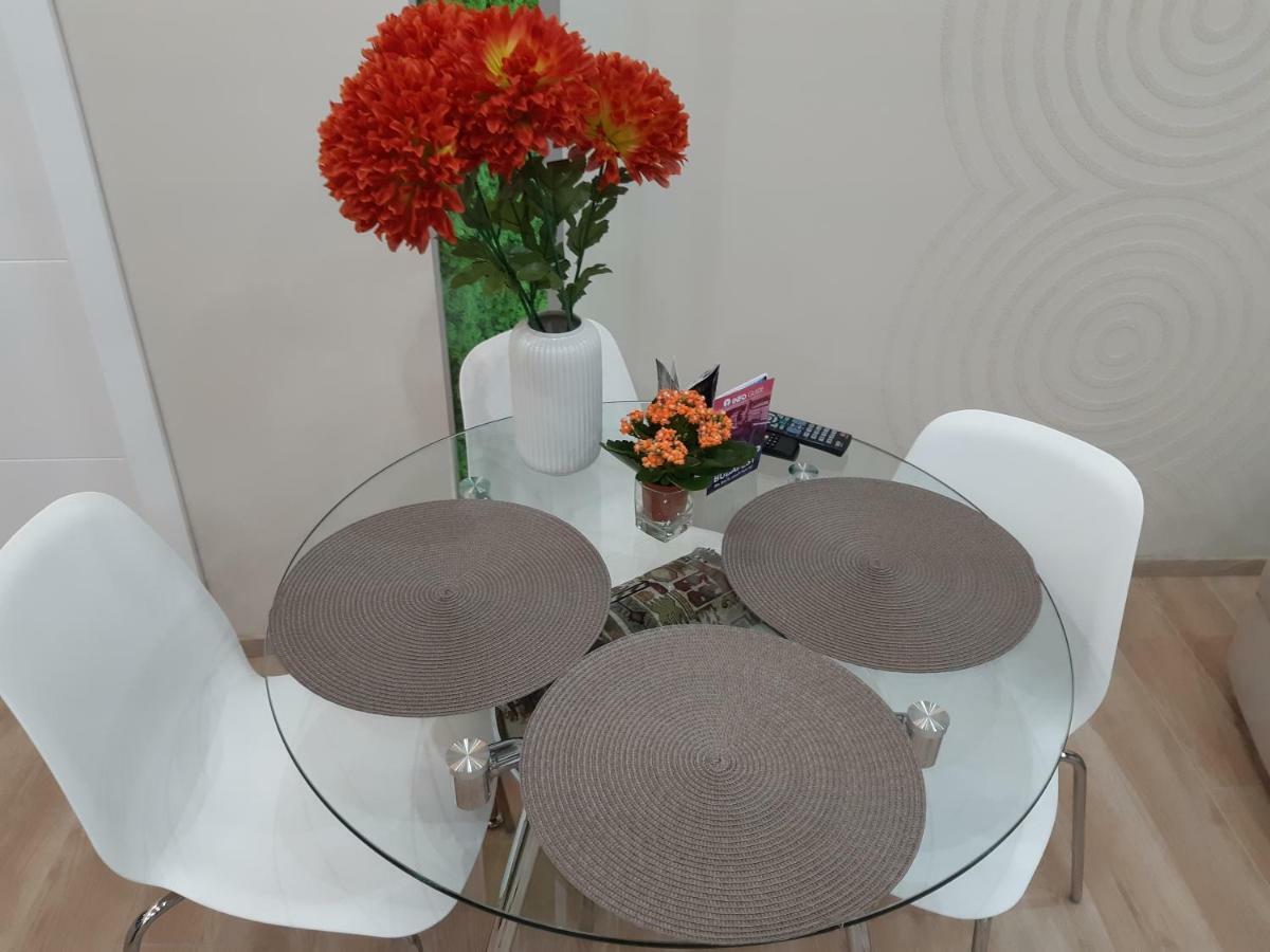 Modern, Quiet & Cozy Apartment In The Middle Of Downtown Near Danube At Fashion Street Budapest Exteriör bild