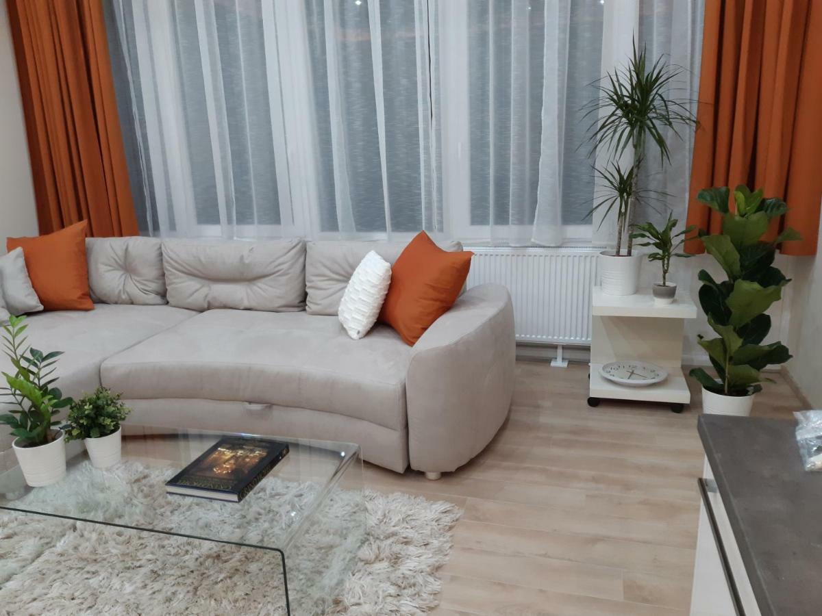 Modern, Quiet & Cozy Apartment In The Middle Of Downtown Near Danube At Fashion Street Budapest Exteriör bild