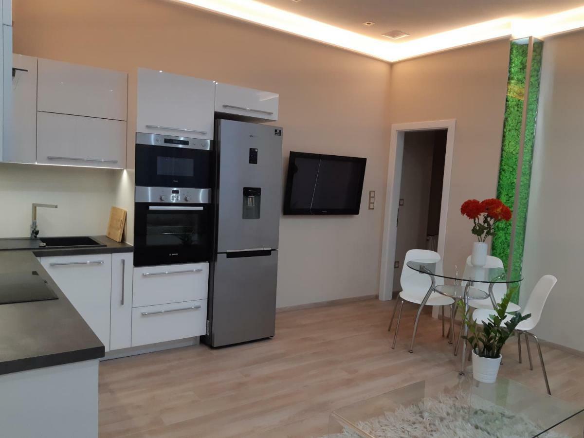 Modern, Quiet & Cozy Apartment In The Middle Of Downtown Near Danube At Fashion Street Budapest Exteriör bild
